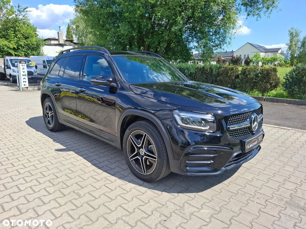 Mercedes-Benz GLB 250 4-Matic AMG Line 8G-DCT - 2