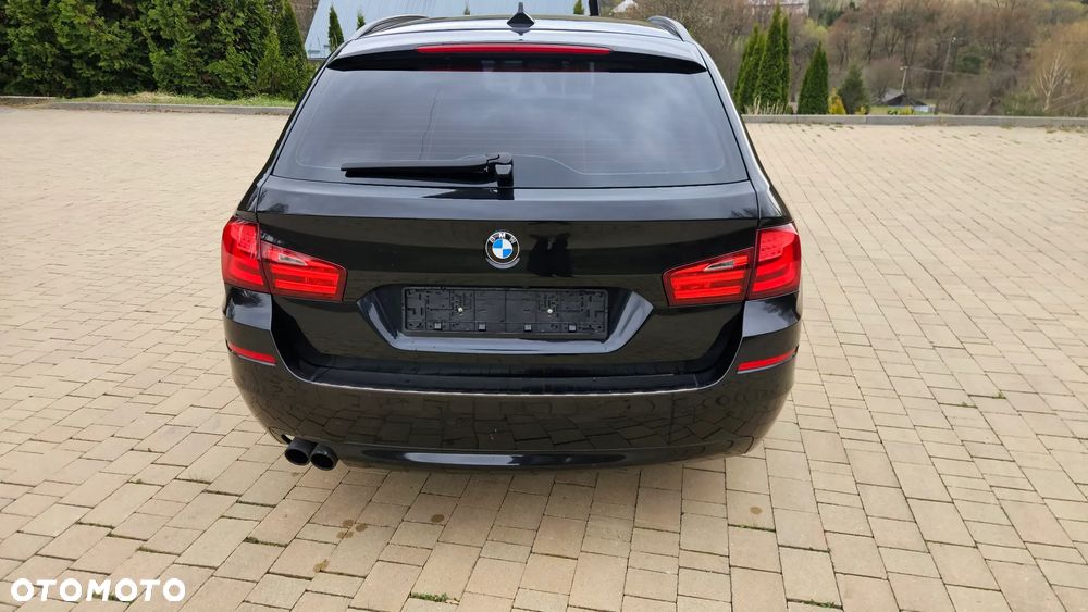 BMW Seria 5 525d xDrive Sport-Aut Modern Line - 8