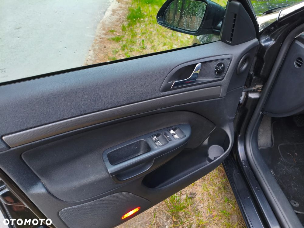 Skoda Octavia 1.6 Combi Classic - 12