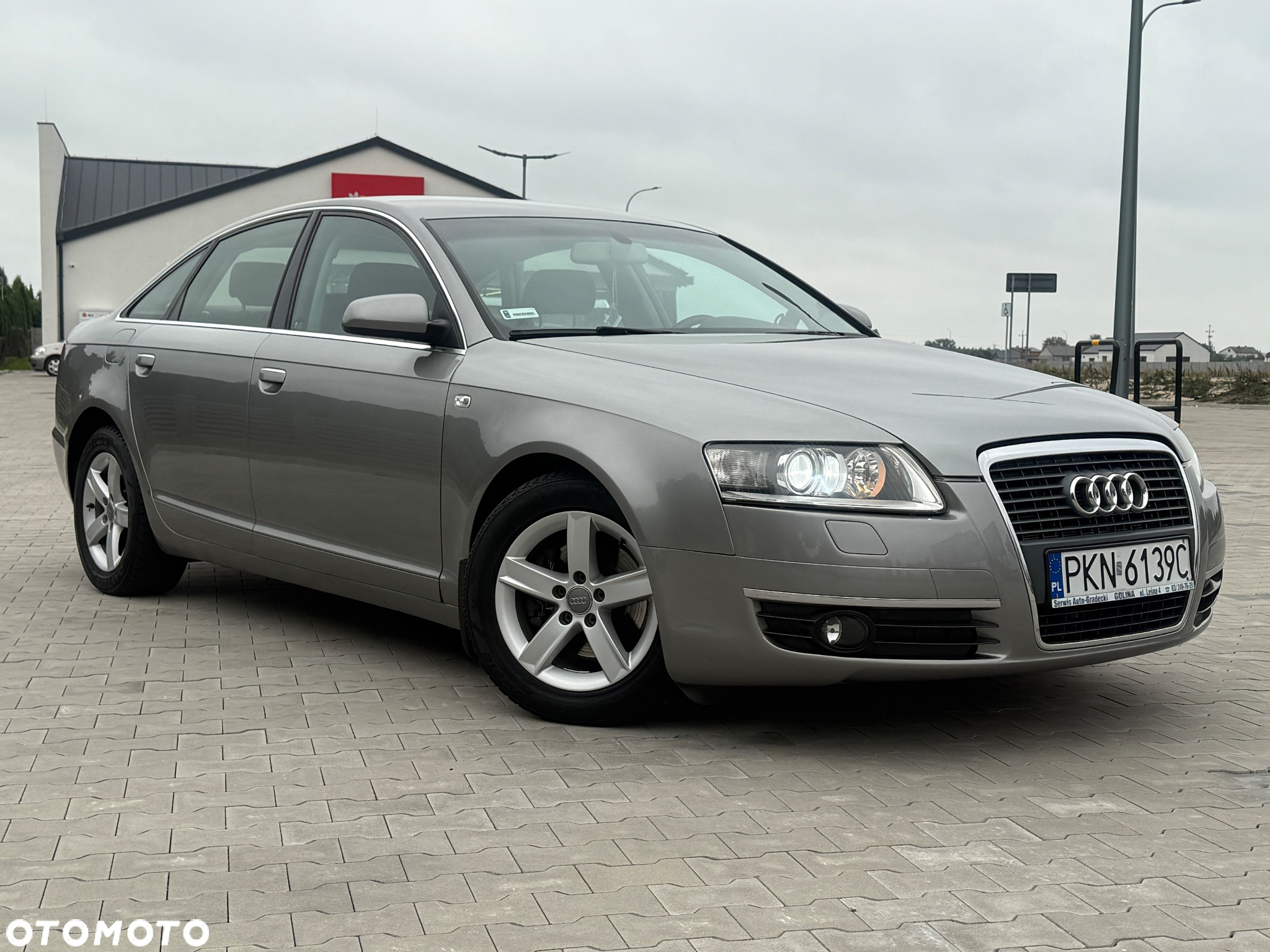 Audi A6 2.4 - 19