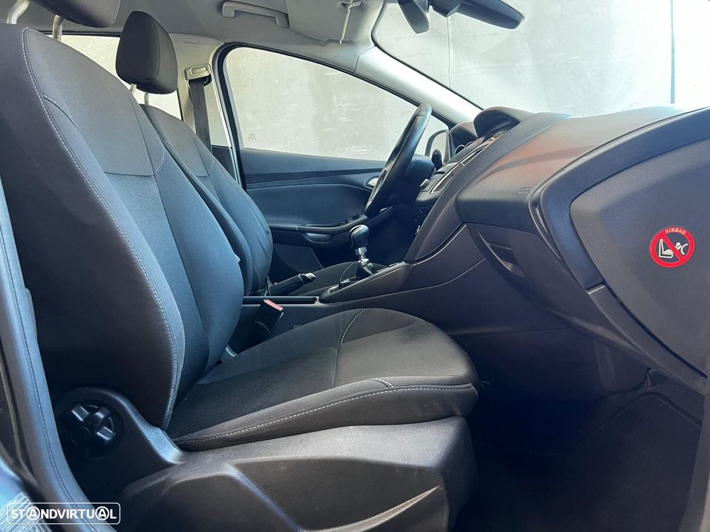 Ford Focus 1.6 TDCi Titanium - 13
