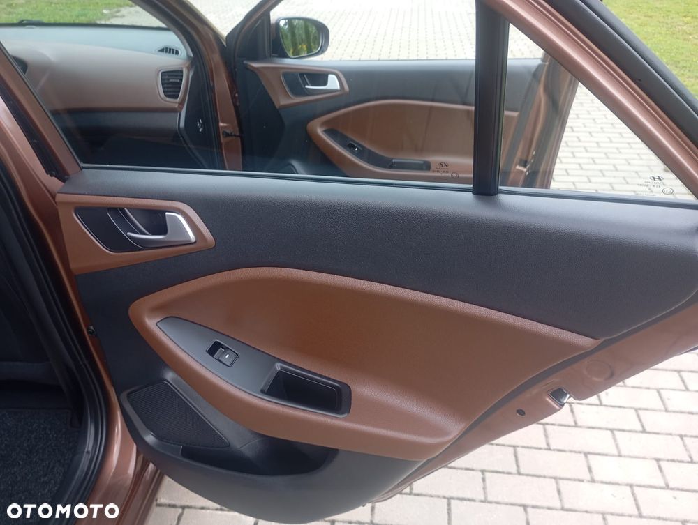 Hyundai i20 1.2 Elegant - 21