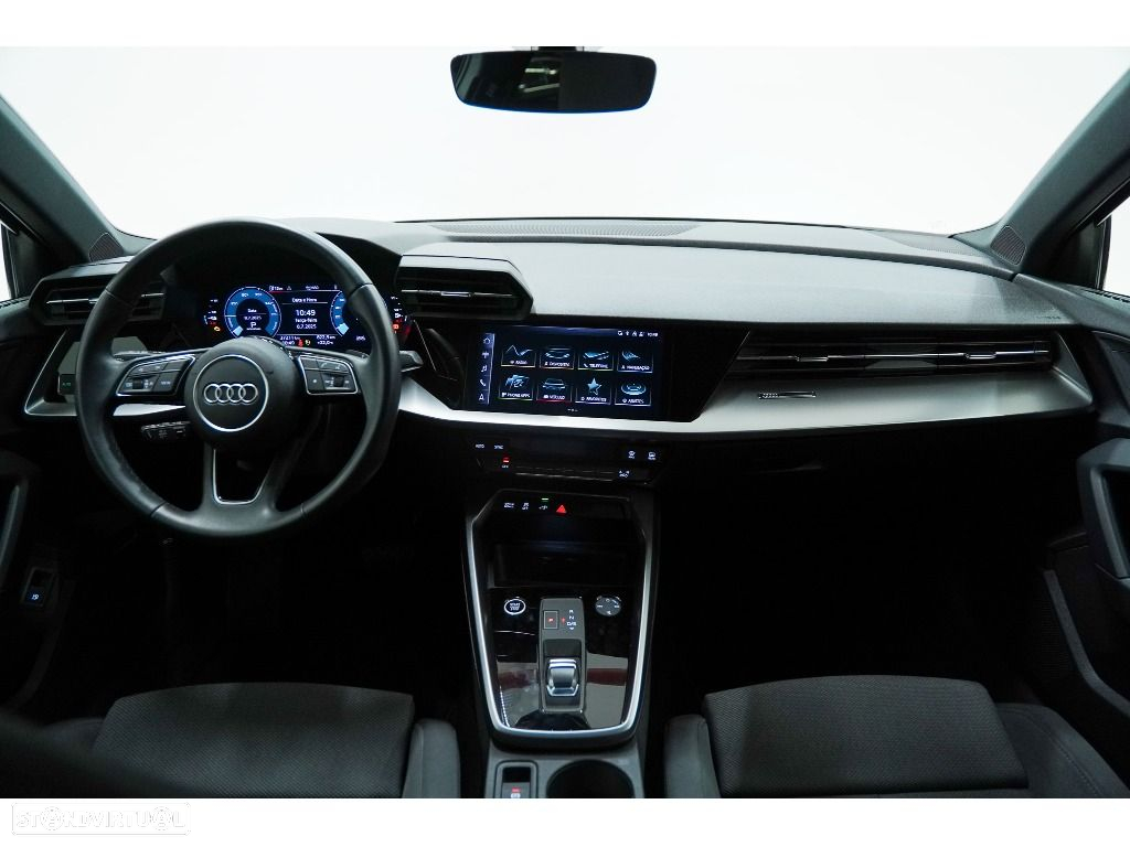 Audi A3 Sportback 45 TFSIe S line - 2