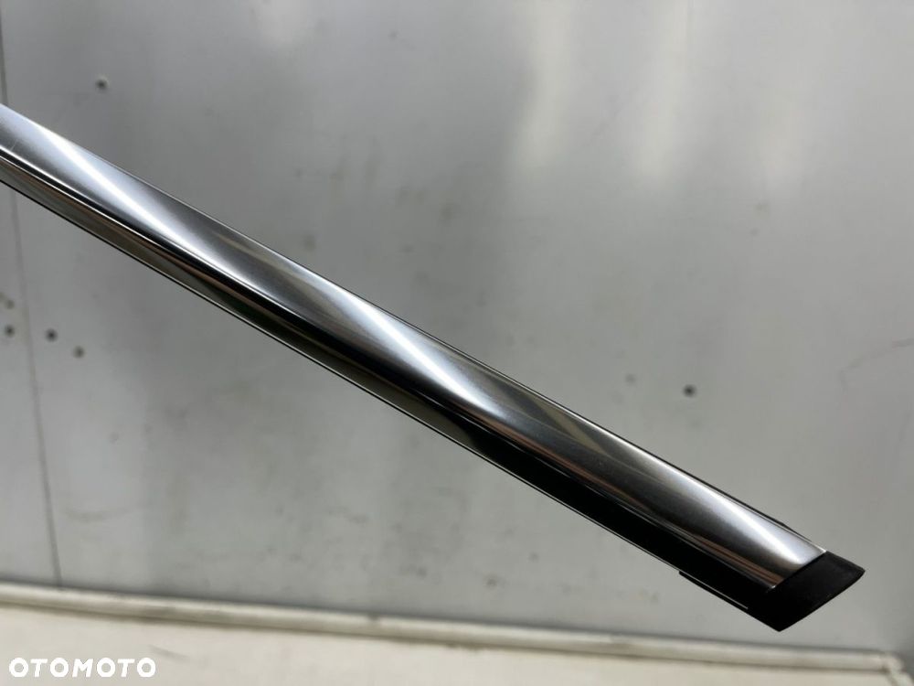 Listwa Peugeot 508 I 10-18r. NOWA lewa przednia zgarniająca uszczelka zewnętrzna szyby drzwi CHROM - 2
