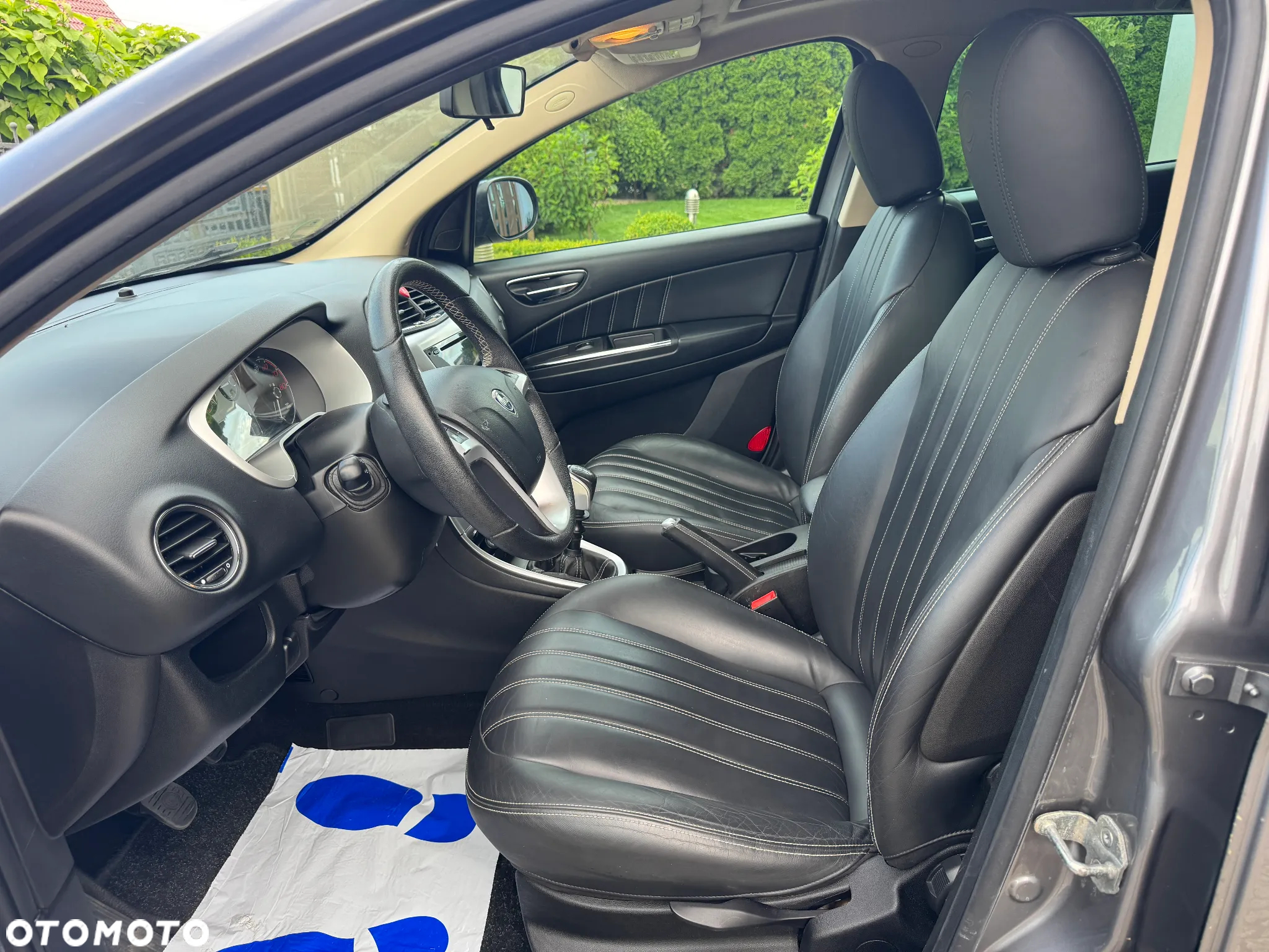 Lancia Delta 1.4 T-Jet 16v Platino - 27