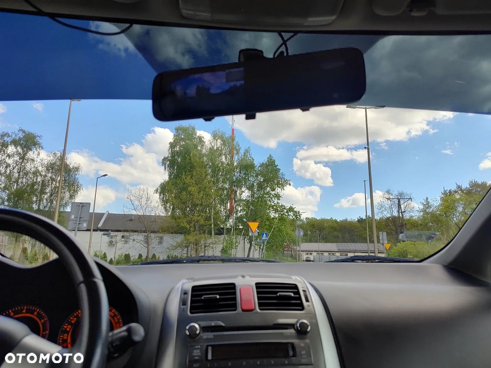 Toyota Auris 1.33 VVT-i Premium - 26