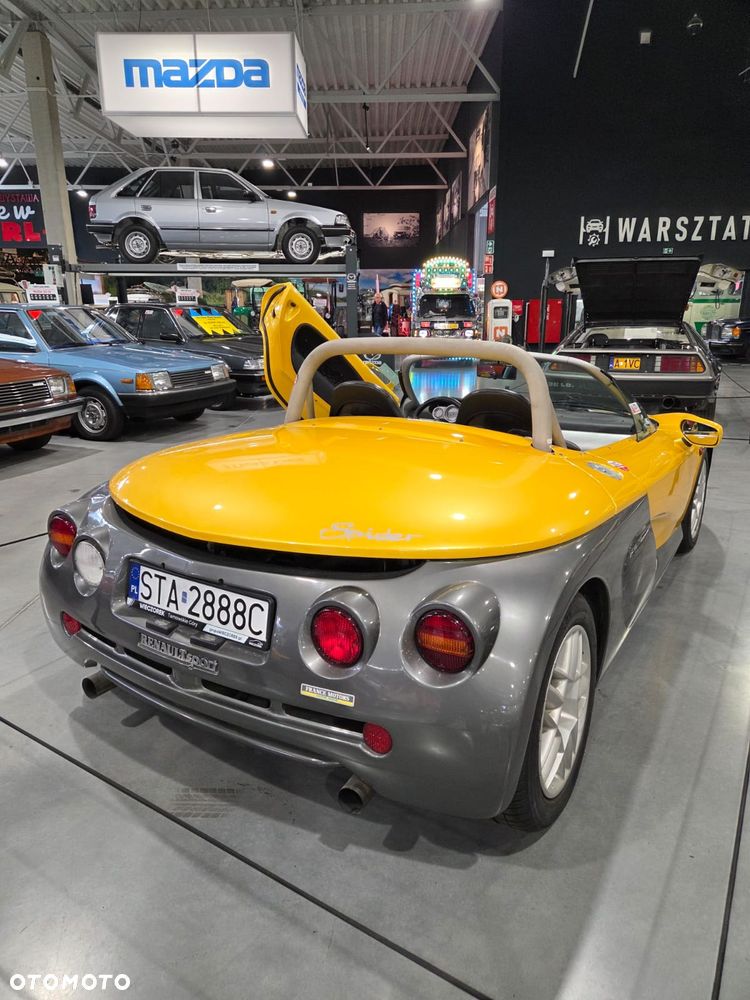 Renault Inny - 5