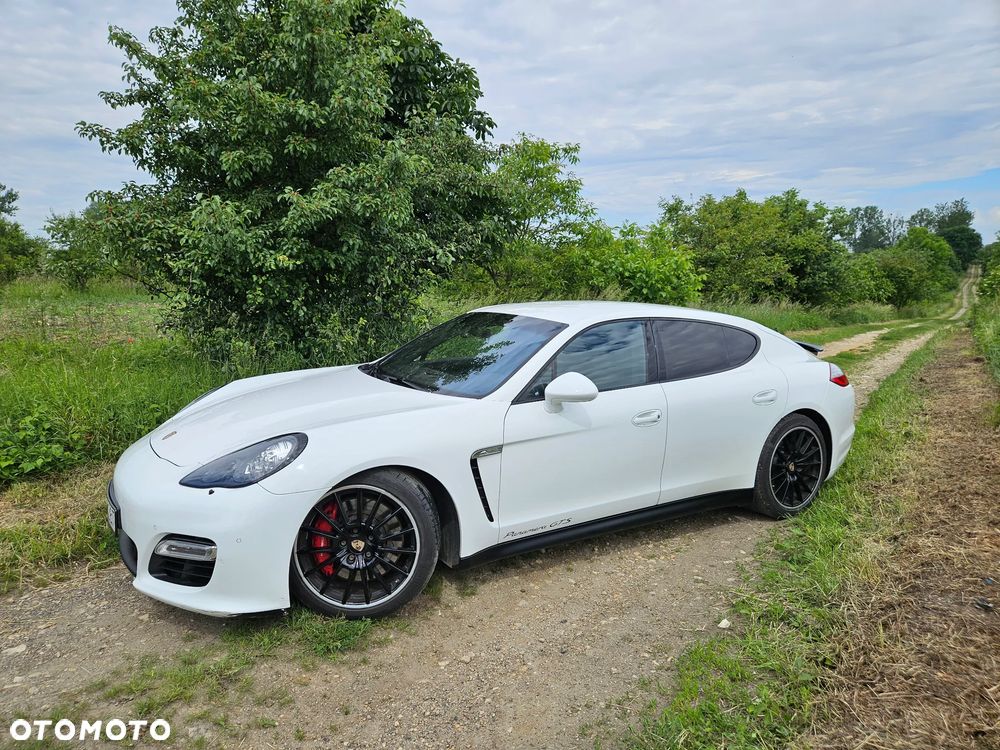 Porsche Panamera - 3
