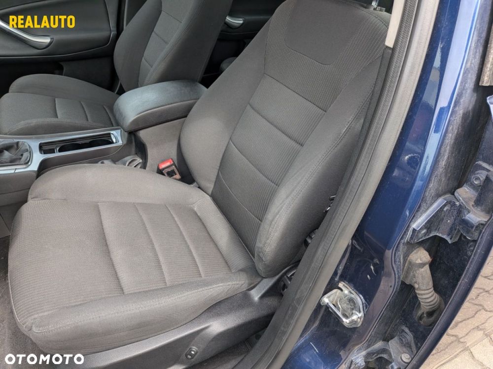 Ford Mondeo - 11