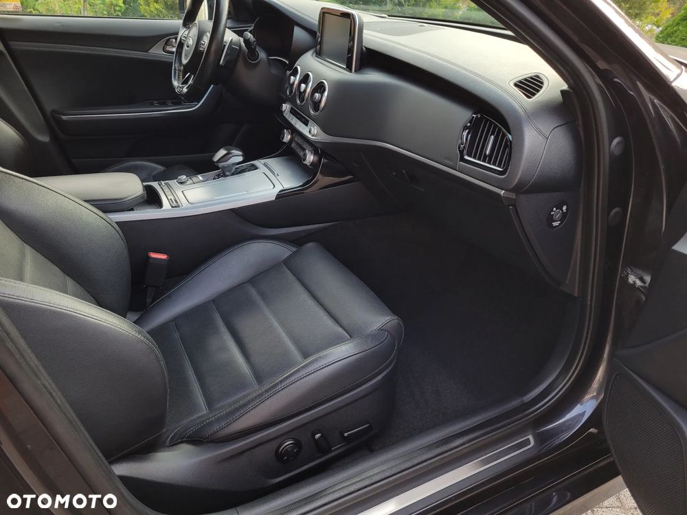 Kia Stinger 2.2 CRDi GT Line - 9