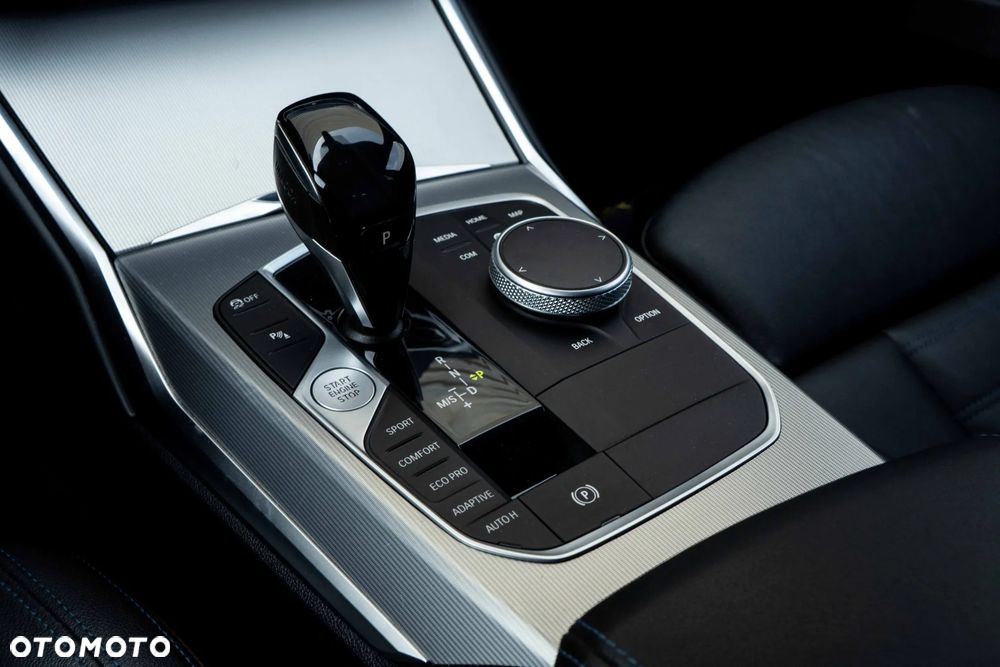 BMW Seria 3 M340d xDrive mHEV sport - 29