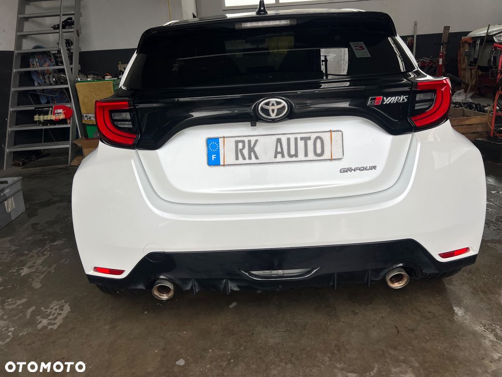 Toyota Yaris GR mit High-Performance-Paket - 9