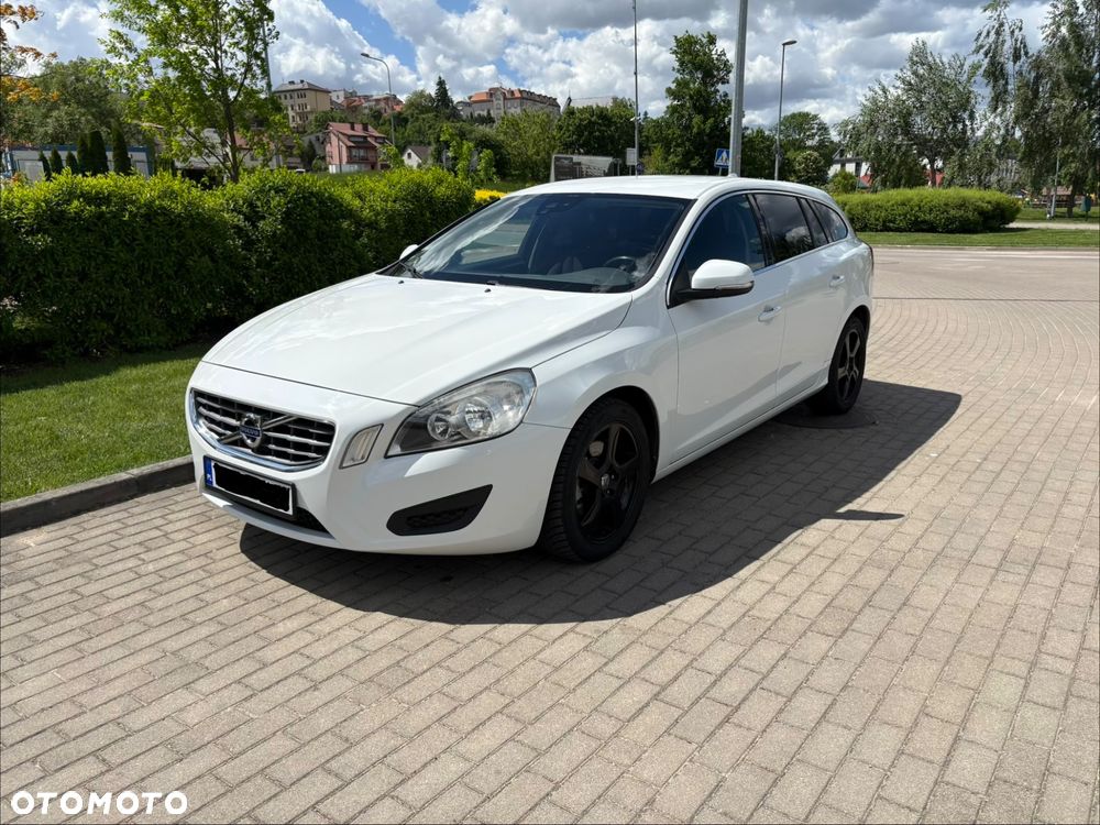 Volvo V60 T4 Geartronic Powershift Momentum - 4