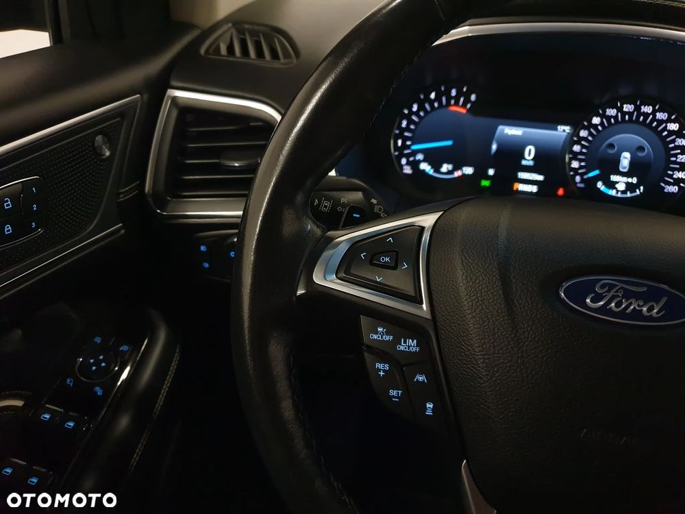 Ford Edge 2.0 EcoBlue Bi-Turbo 4x4 Vignale - 10