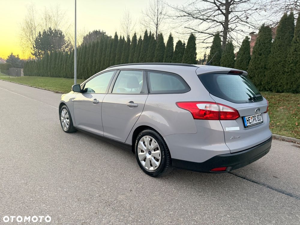 Ford Focus - 22