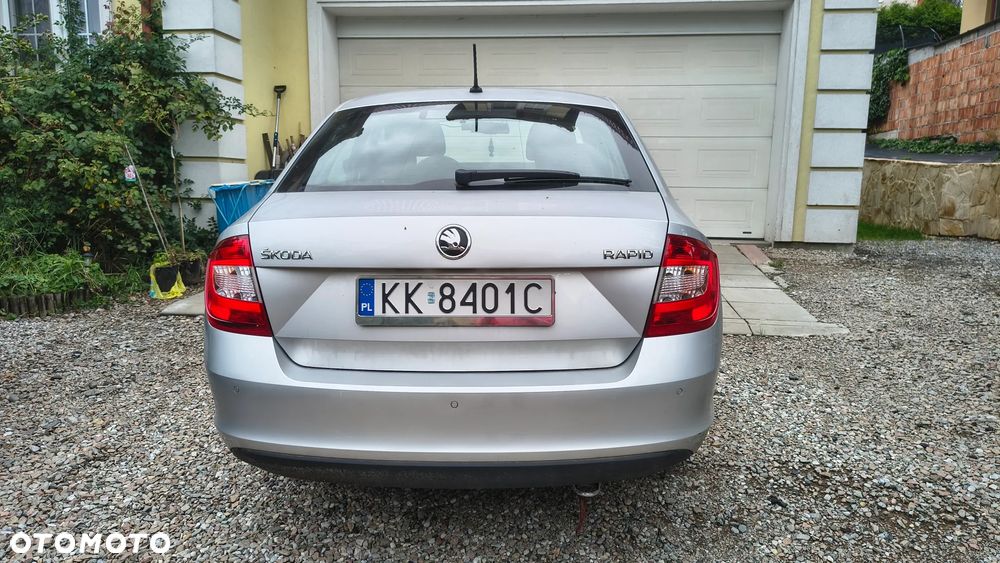 Skoda RAPID 1.2 TSI Active - 6