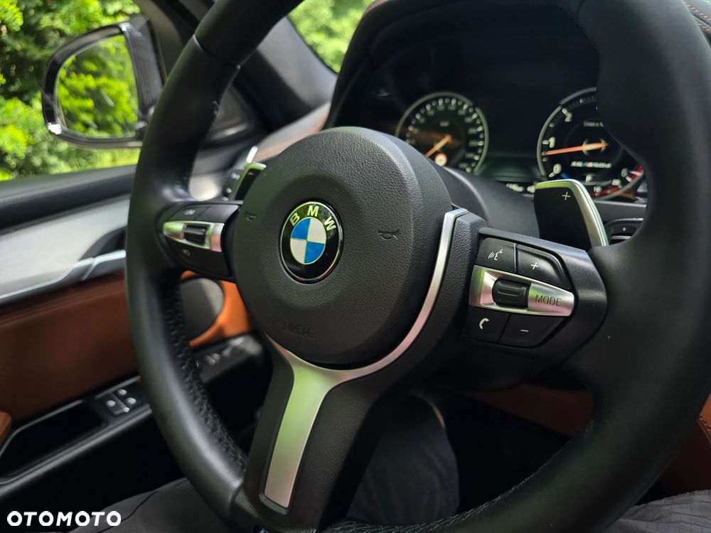 BMW X6 M50d - 31