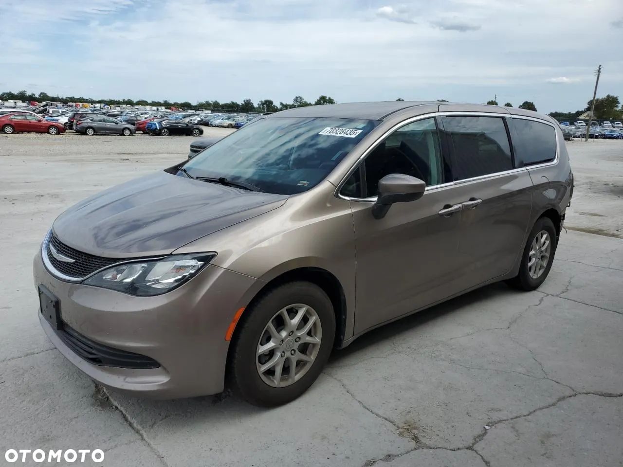 Chrysler Pacifica - 1