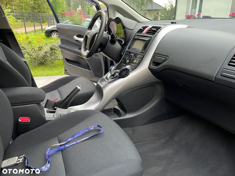 Toyota Auris - 15