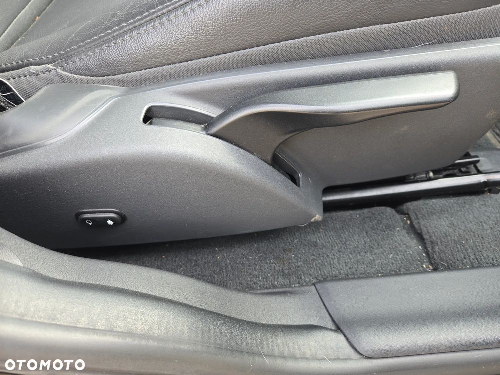 Volvo XC 60 D4 Geartronic Summum - 27