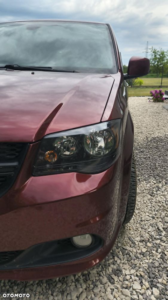 Dodge Grand Caravan 3.6 R/T - 10