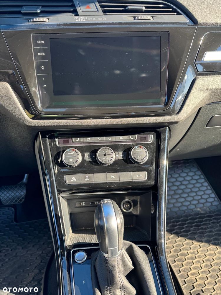 Volkswagen Touran 2.0 TDI BMT Special Edition DSG - 5