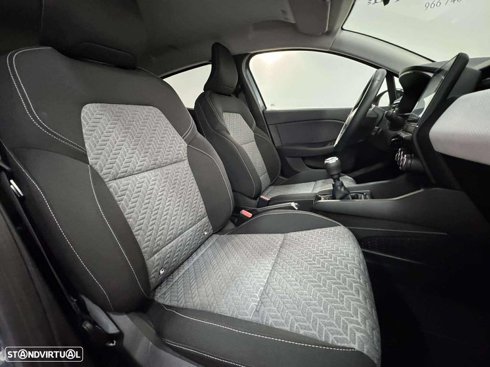Renault Clio 1.0 TCe Evolution - 11