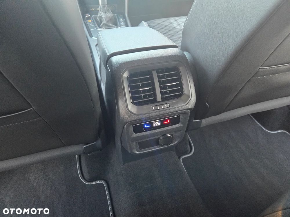 Volkswagen Tiguan 1.5 TSI OPF DSG R-Line - 15