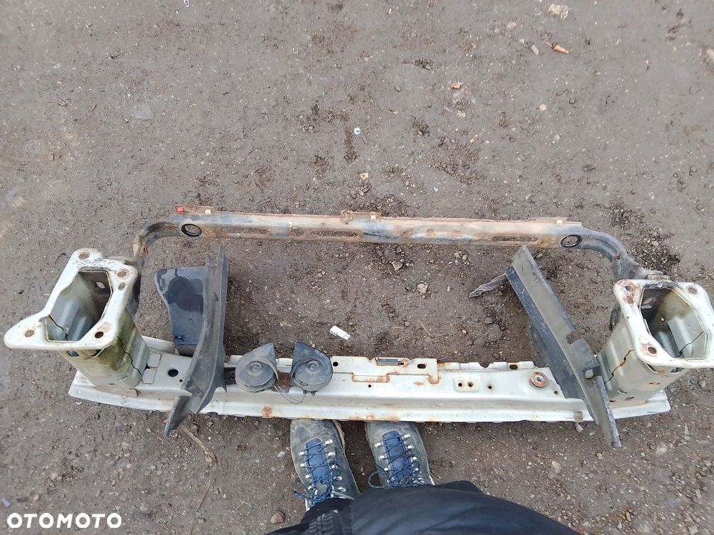 wzmocnienie zderzaka przód ford c-max i - 3