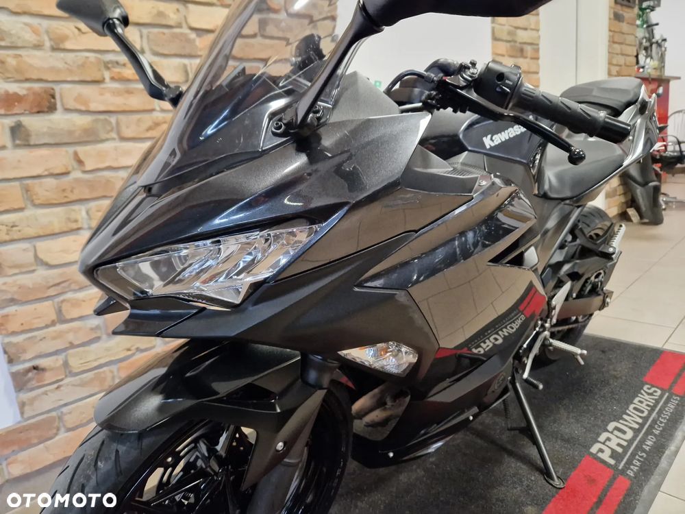 Kawasaki Ninja 400 - 34