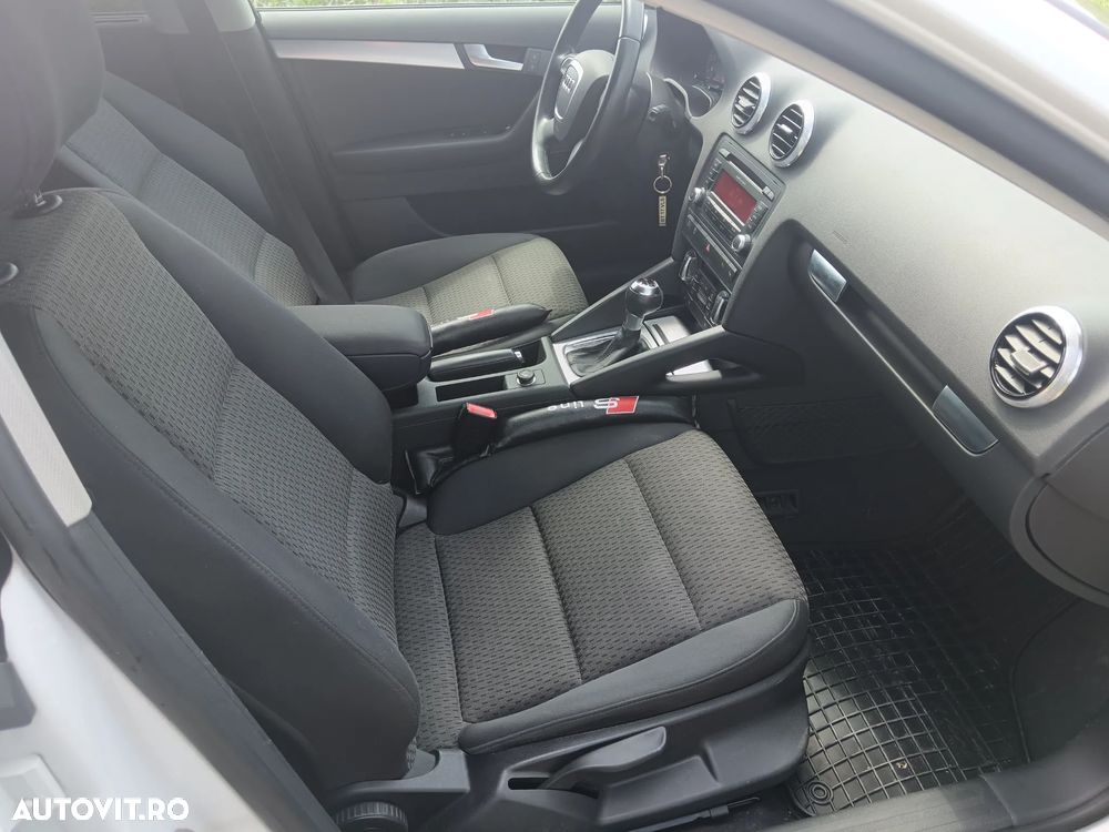 Audi A3 1.4 TFSI Stronic Ambiente - 15