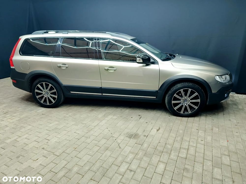 Volvo XC 70 - 3
