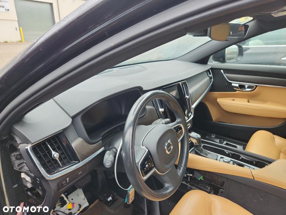 Volvo V90 - 27