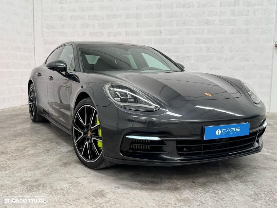 Porsche Panamera 4 E-Hybrid - 1