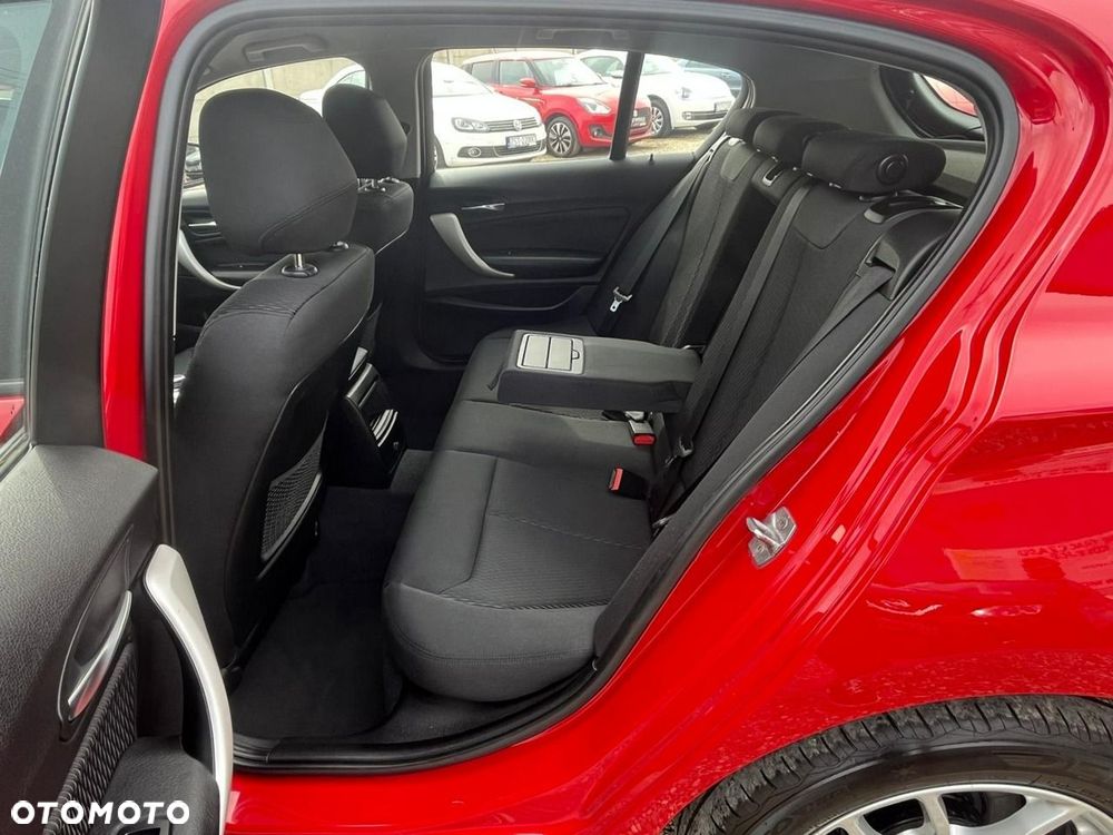 BMW Seria 1 116i Sport Line - 32