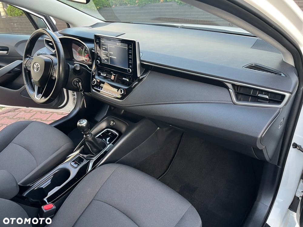 Toyota Corolla 1.5 Comfort - 24