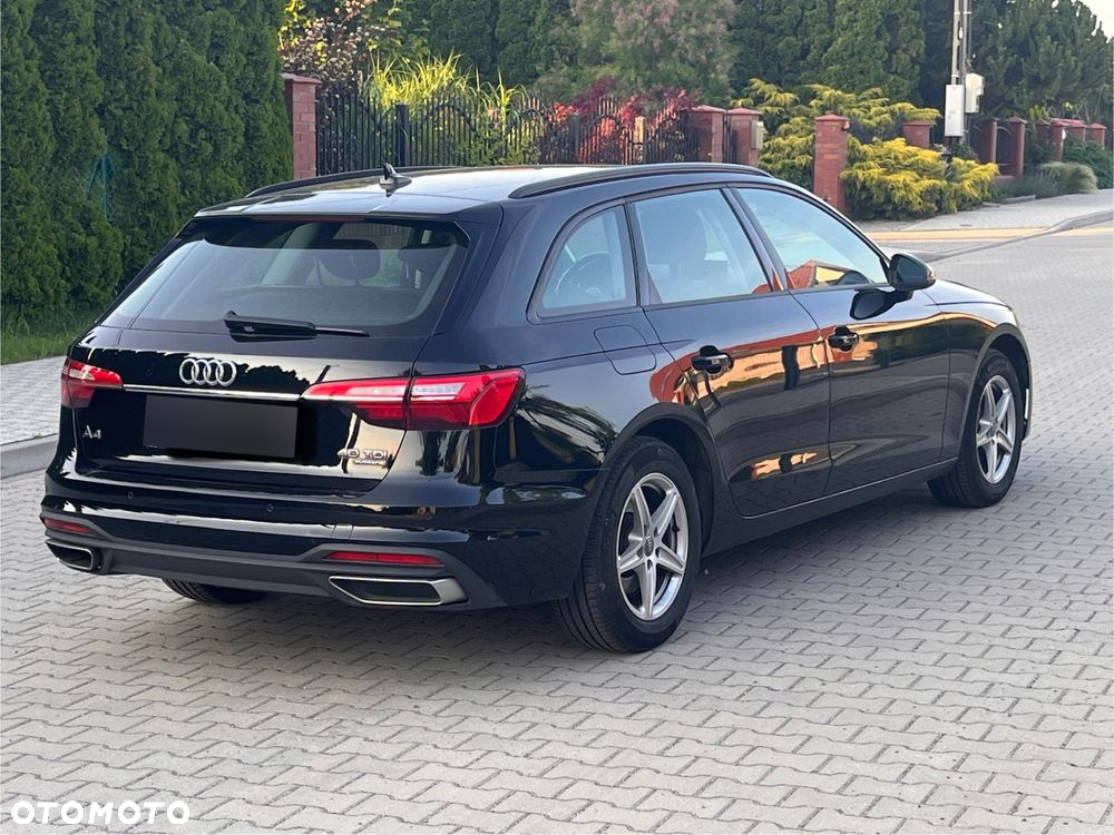 Audi A4 40 TDI Quattro Advanced S tronic - 4