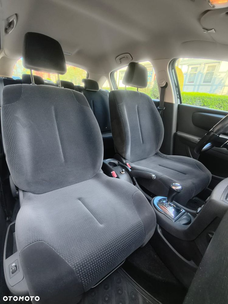 Citroën C4 1.6 HDi FAP EGS6 Confort - 17
