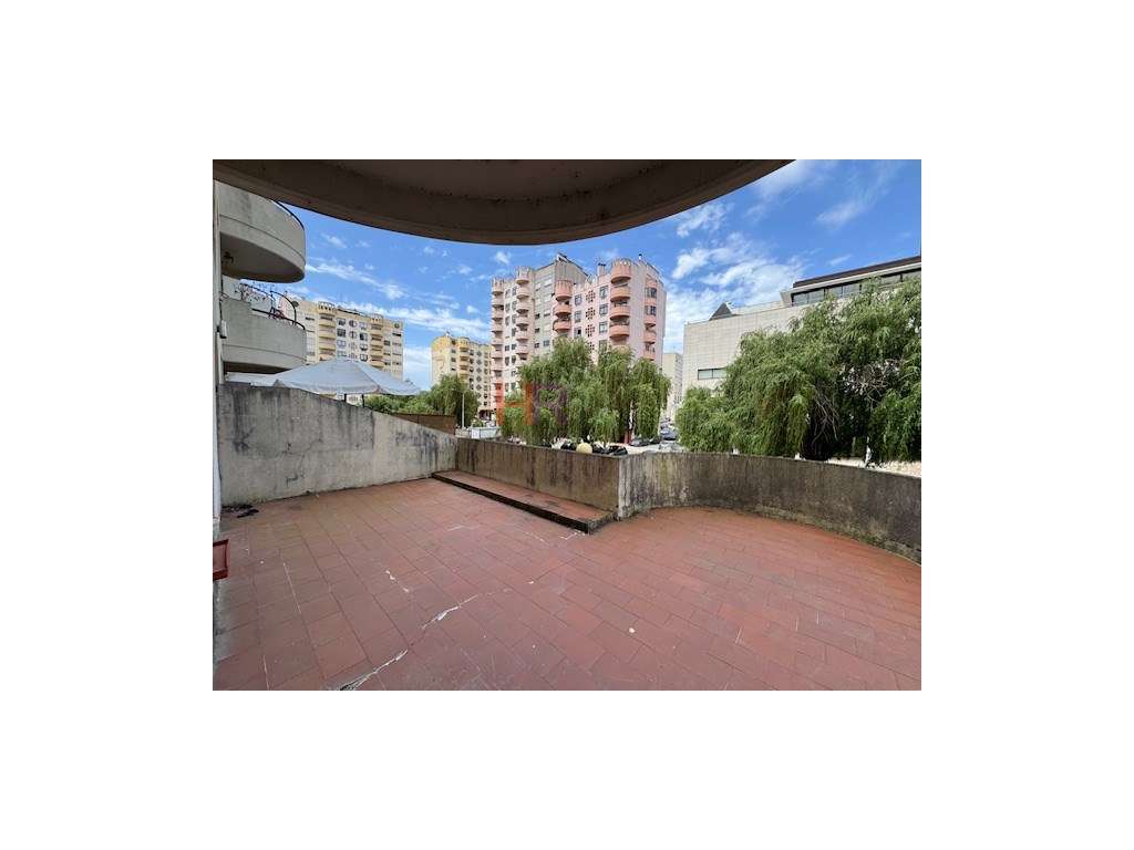 Coimbra Vende-se T2 com terraço. - Grande imagem: 3/22