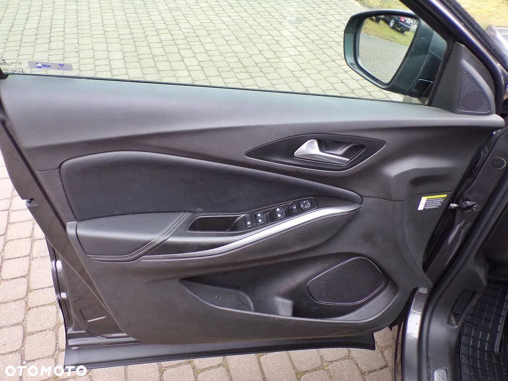 Opel Grandland X 1.2 Start/Stop Elegance - 16