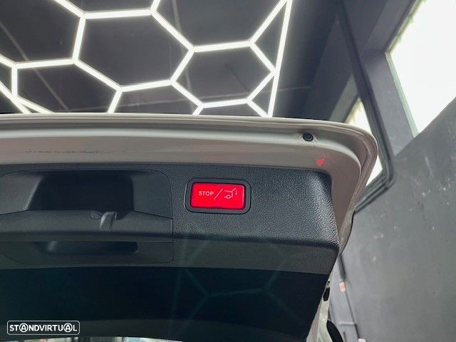 Mercedes-Benz E 300 de Exclusive Line - 25