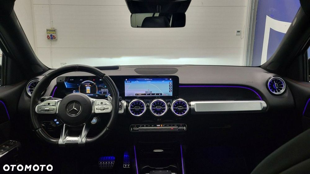Mercedes-Benz GLB - 18