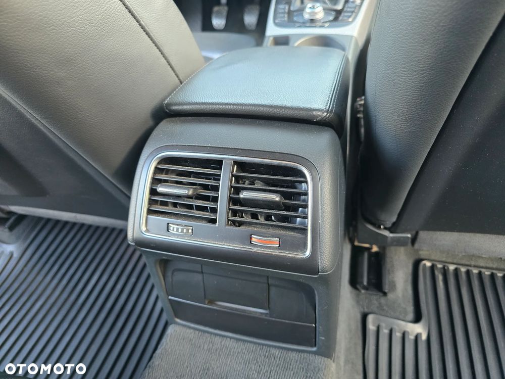 Audi A4 Allroad 2.0 TDI Quattro - 23