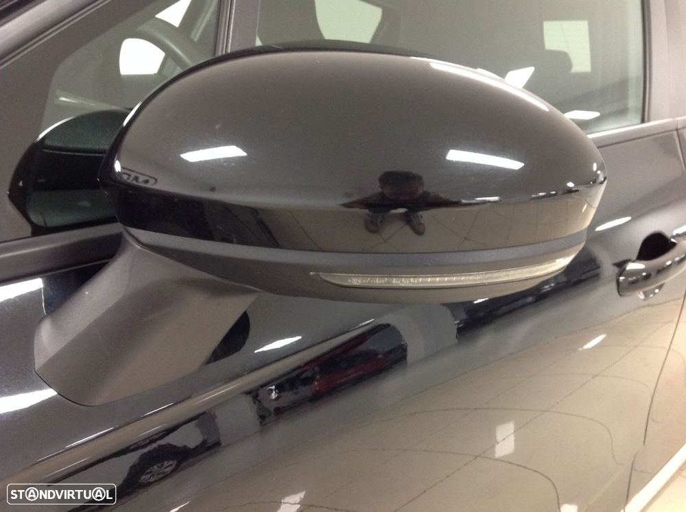 Renault Clio 1.0 TCe Techno - 12