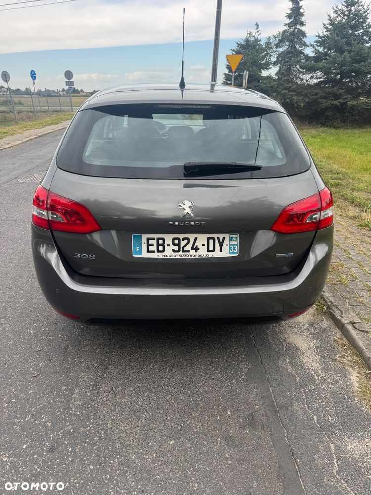 Peugeot 308 1.6 BlueHDi Style S&S - 5