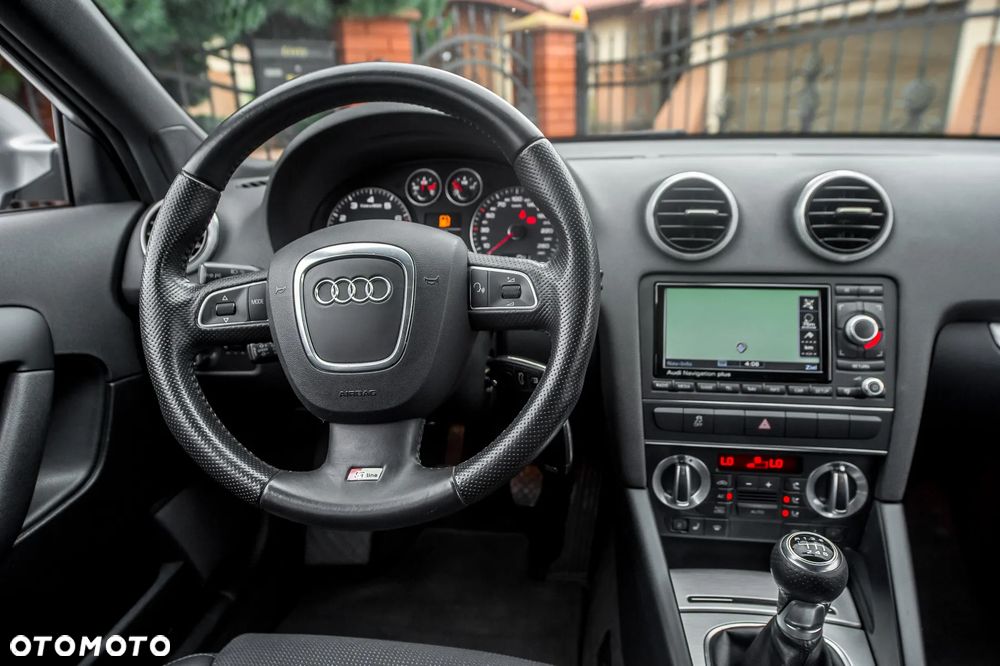 Audi A3 Sportback 2.0 TFSI S line Sportpaket - 24