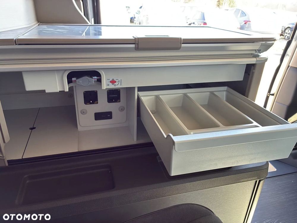 Volkswagen California - 38