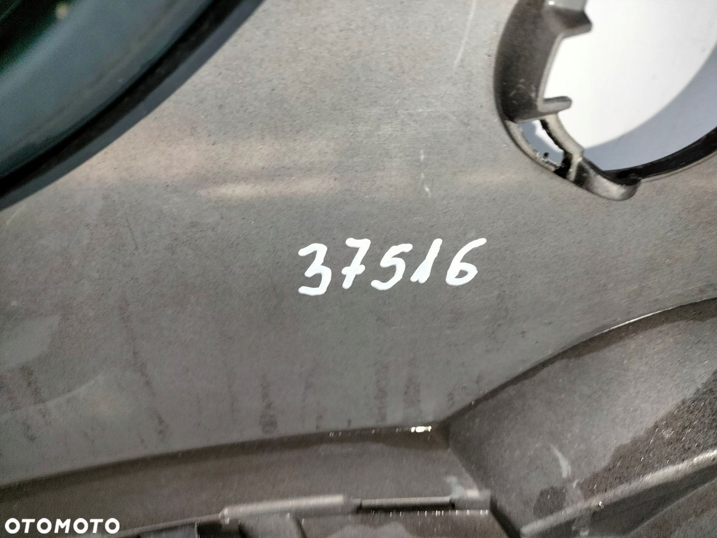 Zderzak przedni przód SKODA SCALA 19- - 11