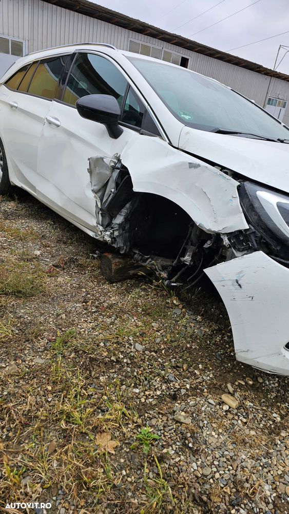 Opel Astra K 1.5 122 cp Automata - 17