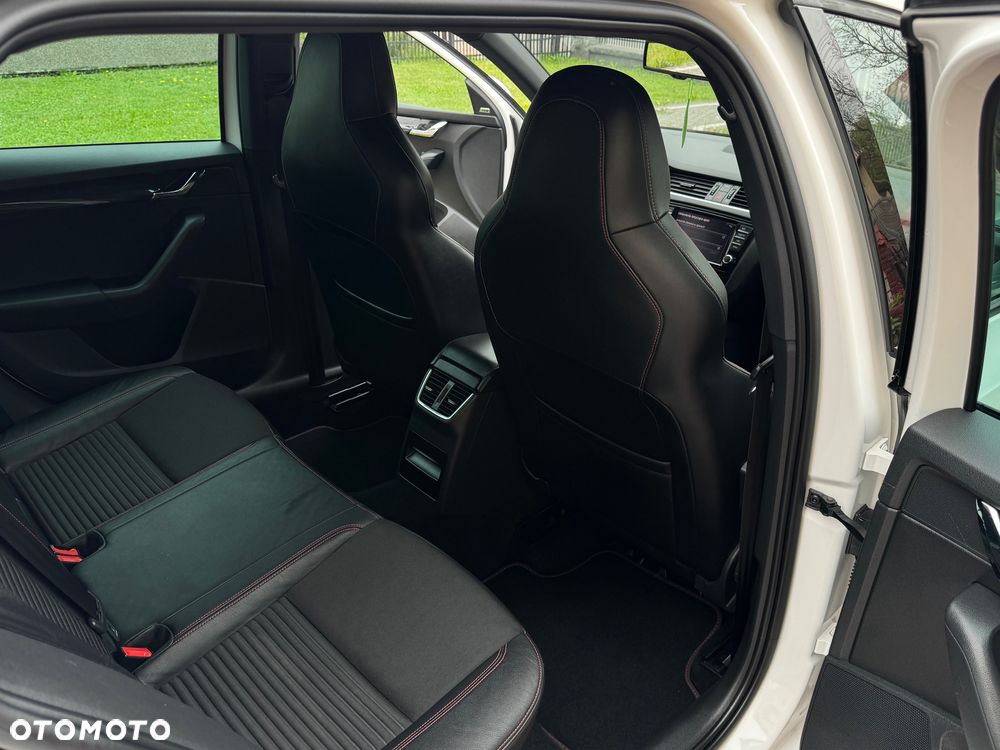 Skoda Octavia 2.0 TDI RS DSG - 16
